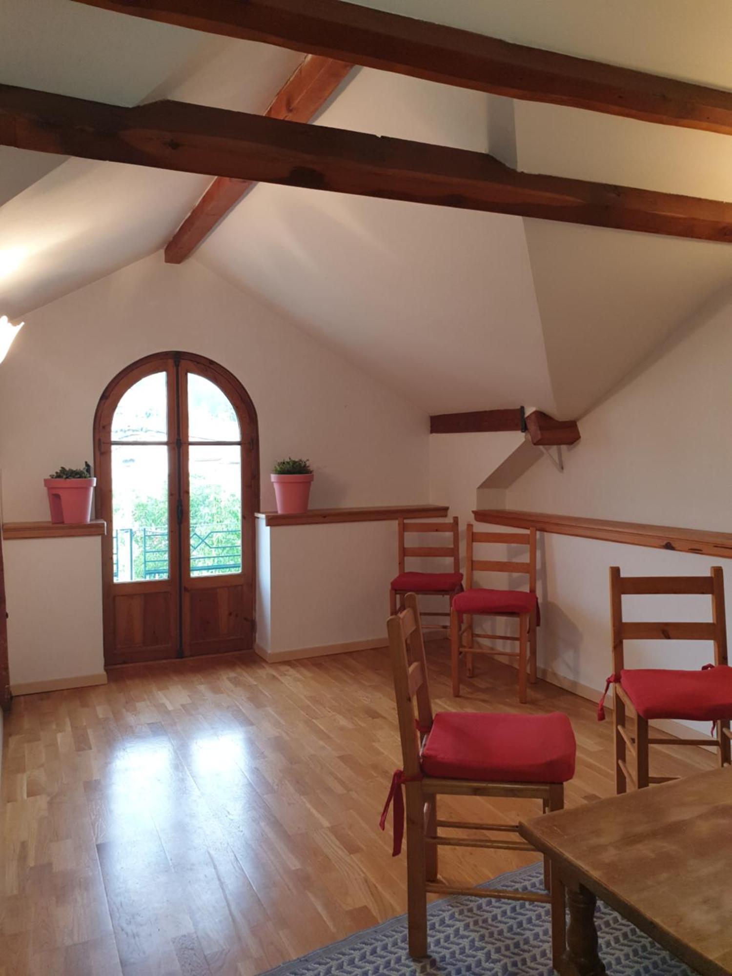 Tres Bel Appartement Avec Piscine Digne-les-Bains Eksteriør bilde